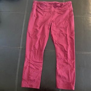 Maroon Lululemon leggings